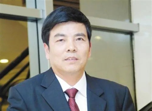 余渐富的人物经历