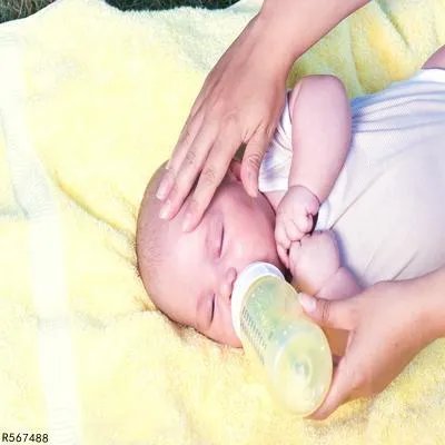 混合喂养好吗 混合喂养的优缺点细说