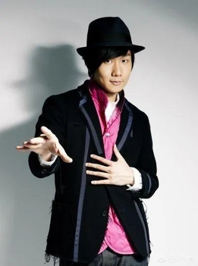 林俊杰有哪些适合做头像的图片?