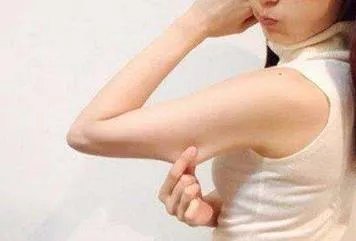 吸脂塑身术的价格