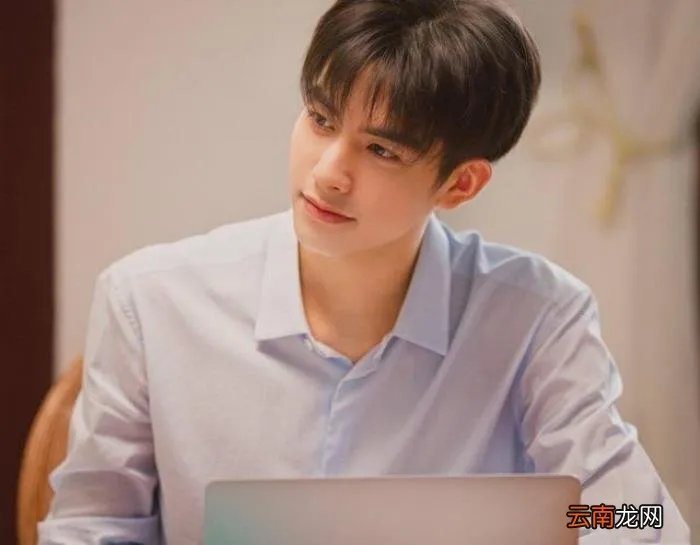 宋威龙深夜发文感慨 宋威龙学历太低了吧