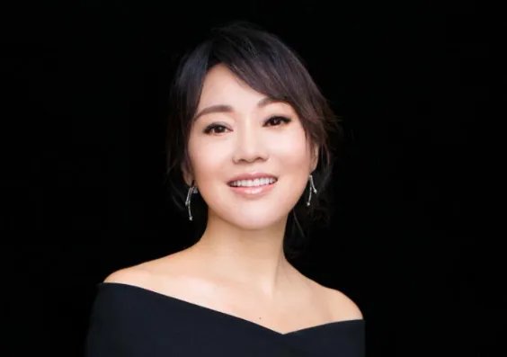 闫妮剃毛门是什么梗?