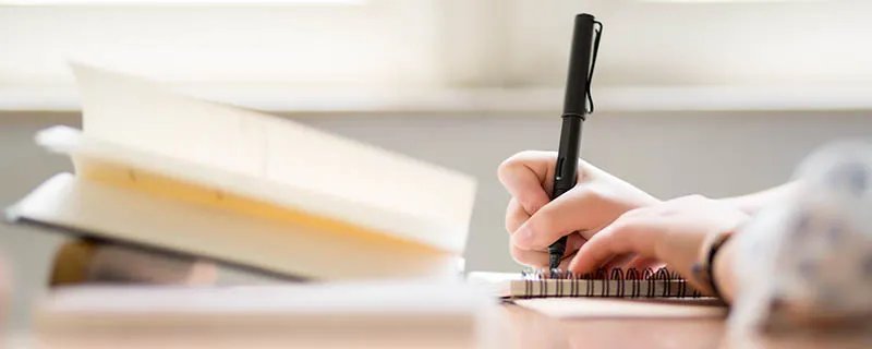 五月思貂裘下一句 五月思貂裘下一句是什么