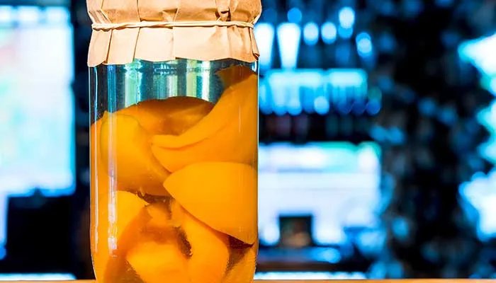 防腐剂过量属于食品污染的哪一种 防腐剂过量属于食品污染的什么分类