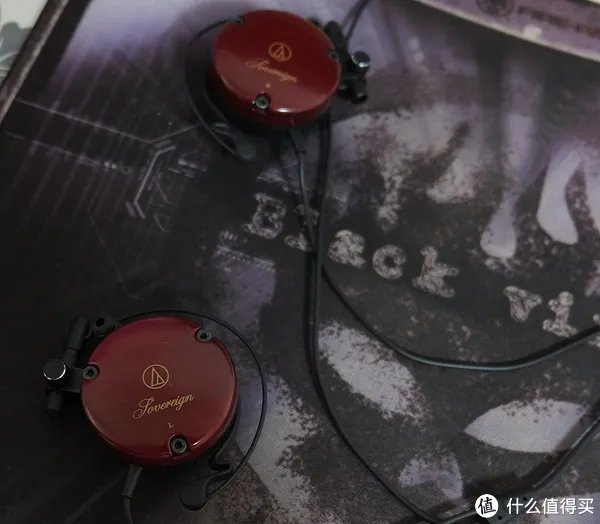 铁三角挂耳式耳机