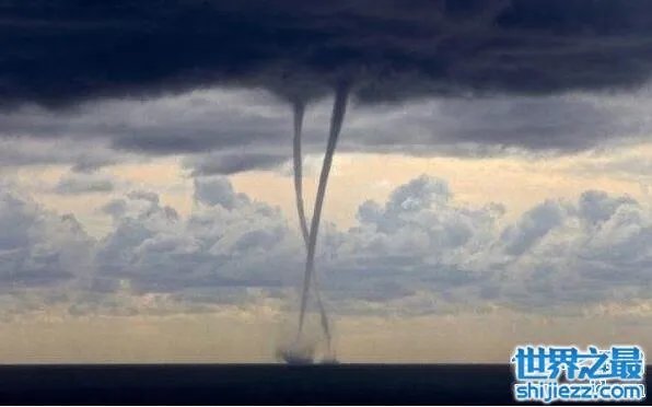 广西现龙吸水奇观视频，犹如真龙现身直入云霄 