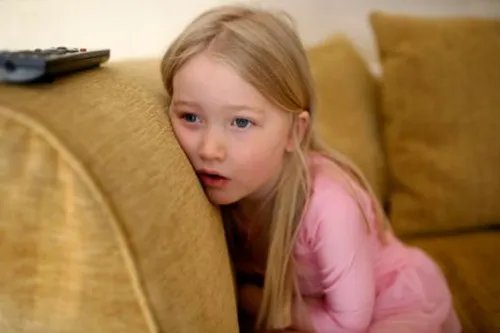 离婚家庭的孩子心理特征  离异家庭的孩子有什么心理问题