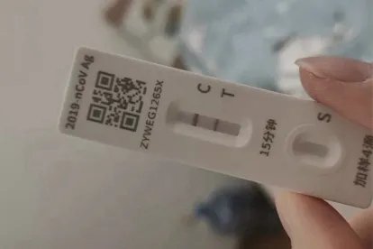 新冠阳性期间能洗头吗