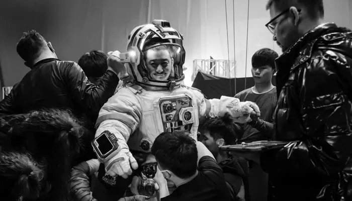 电影流浪地球的结局 电影流浪地球结局是什么