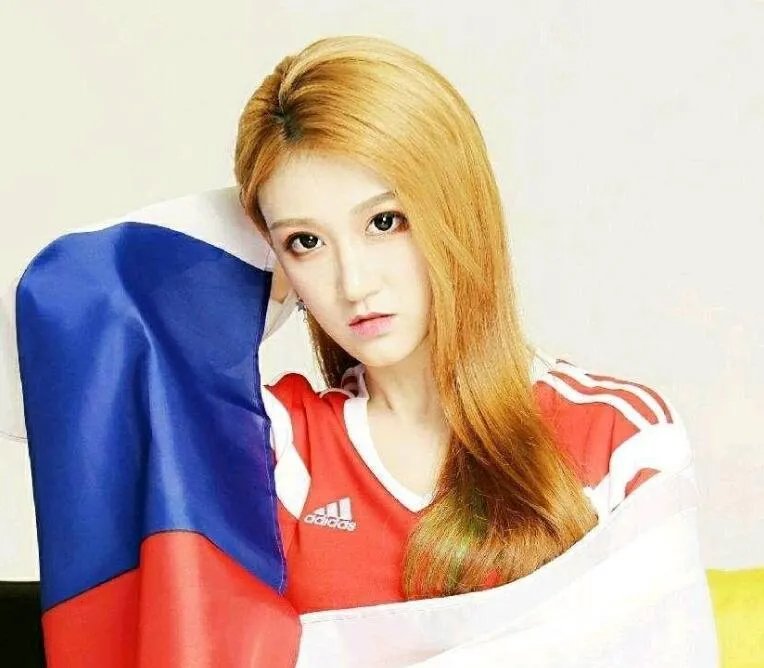 沛子歆一年挣多少钱 为什么土豪喜欢沛子歆