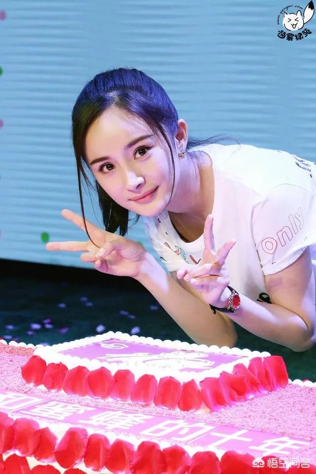 杨幂整容了吗？