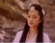 杨幂整容了吗？