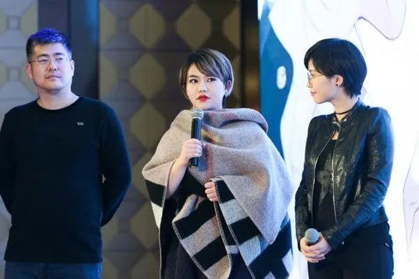 武粗柴鸡蛋个人简介真名 父母怎么会给女儿起这样的名字