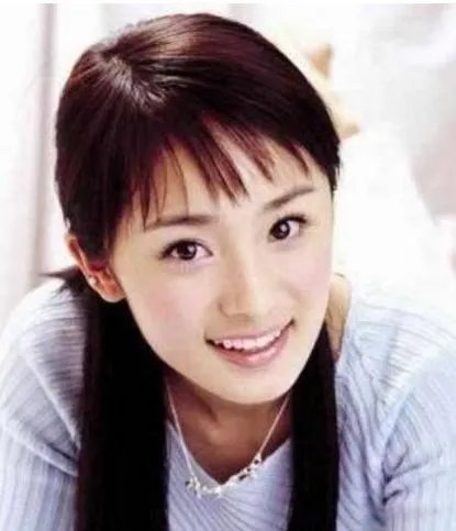 杨幂整容了吗？