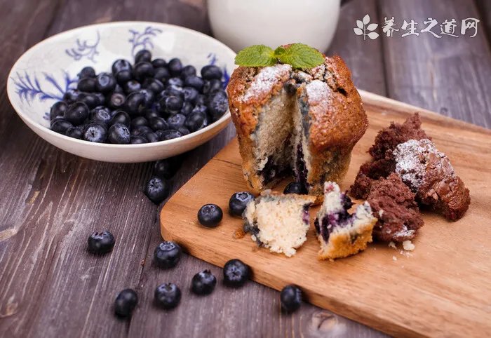 巨蛋蛋糕的做法