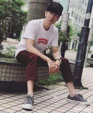 林俊杰有哪些适合做头像的图片?