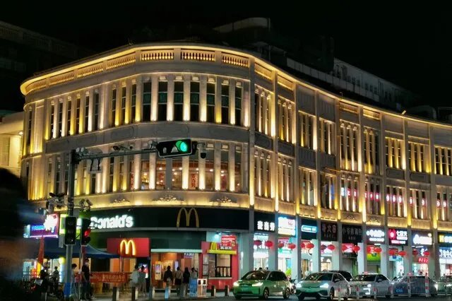 厦门十大购物逛街好去处 厦门热门购物中心 购物街