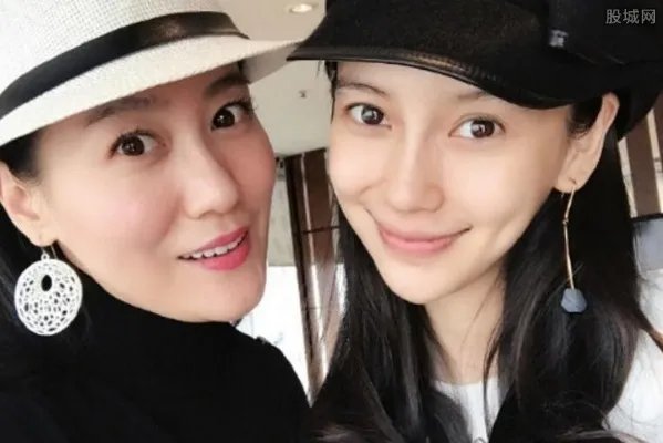 遭封杀的谭晶怎么了 谭晶退出歌手的真正原因