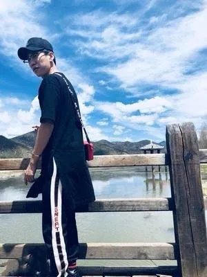 250真的是华润公子么 在石250官司真的欠2000万吗