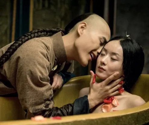 赵丽颖宫锁珠帘吻戏尺度惊人 盘点其与陈晓甜蜜吻戏