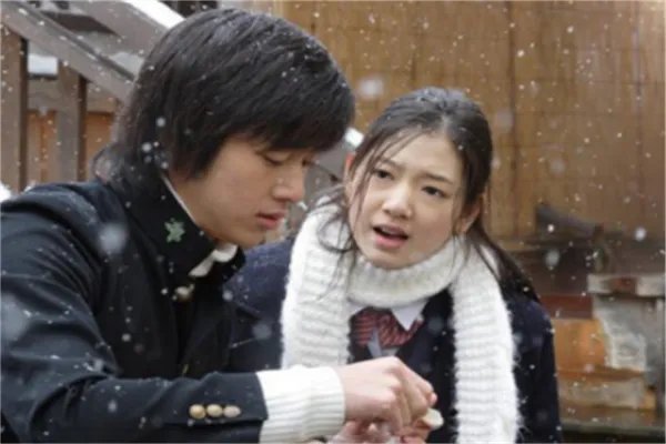 韩国的十大电视剧歌曲 祈祷上榜第一是雪花主题曲