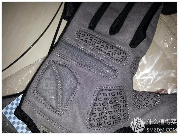 晒迪卡侬 RR5.2 自行车及装备,锻炼出行两不误