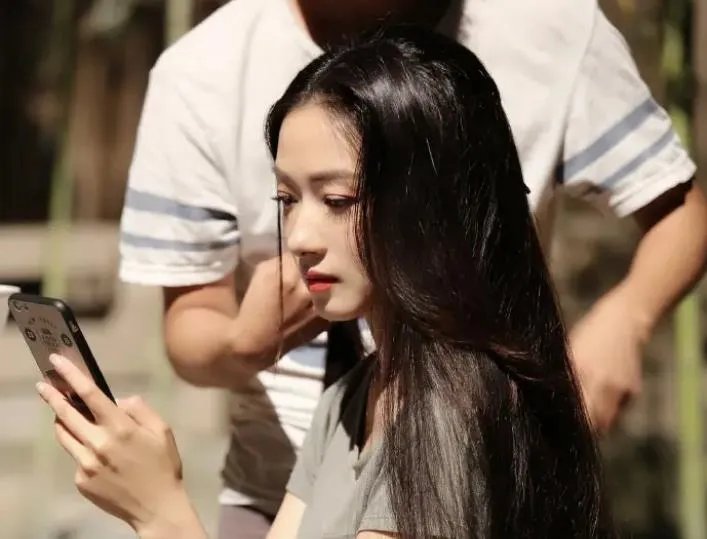 万茜老公是谁：万茜神秘老公身份揭秘