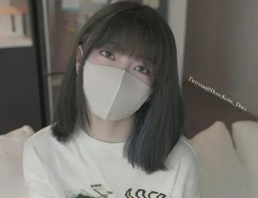 玩偶姐姐是谁 不戴口罩露脸的样子