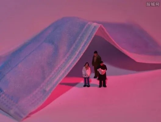 司机下车上厕所被要求隔离七天 事件始末披露