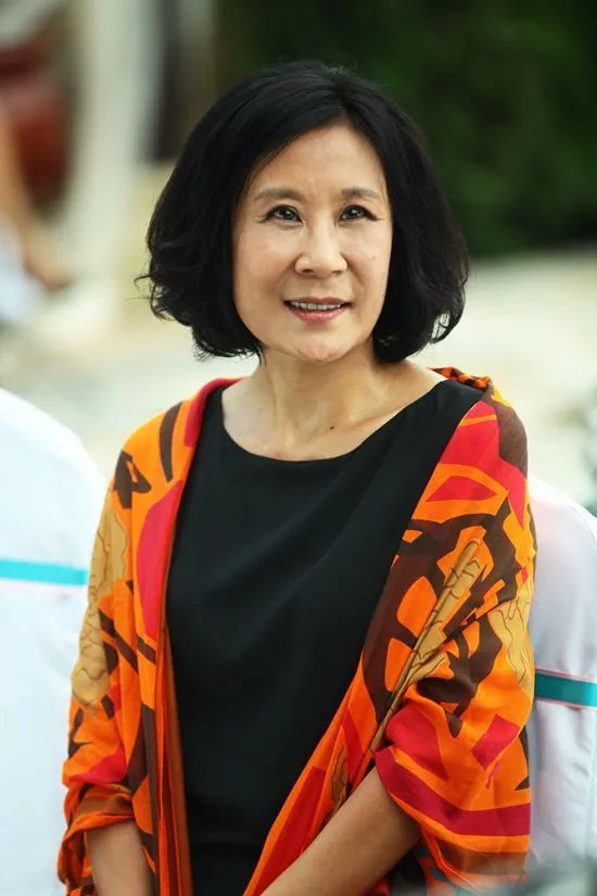 苏小明是谁个人资料 有个女儿跟她长的很像