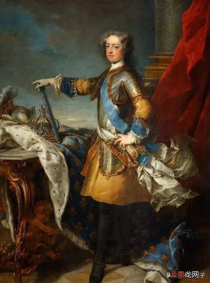 一家五姐妹全当了一个人的情妇 一家五女通吃