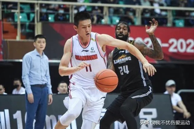 辽宁男篮纸面实力占优，总决赛第一场到底输在了哪里？