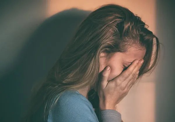 恋爱六年以上分手的话，到底会有多痛心？