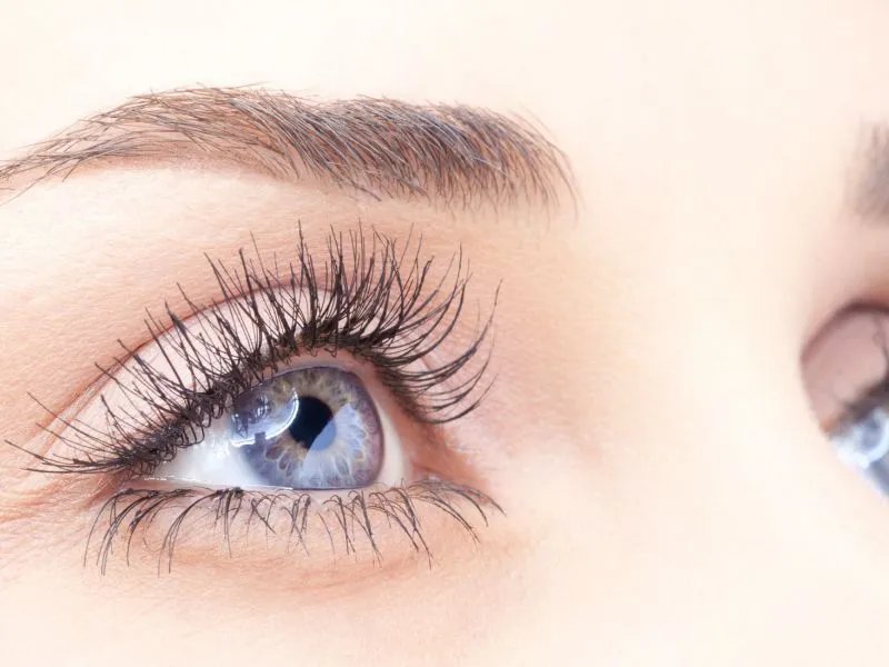 睫毛变长的方法