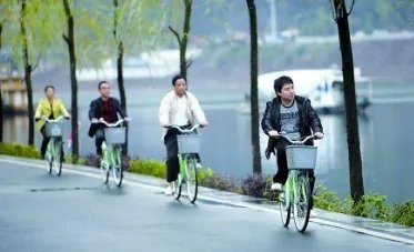 老人把共享单车当运动器材，这算损害公共财物吗？