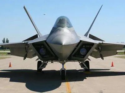 歼20和f22哪个厉害？有什么区别？