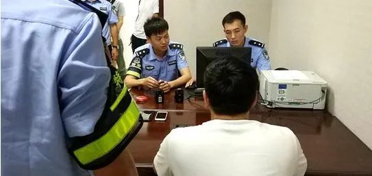男子十字路口漂移被查处了吗？