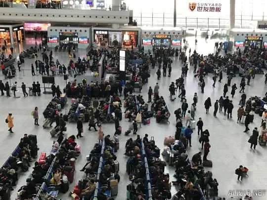来不及了快上车！盘点春运期间全国十大最拥挤火车站