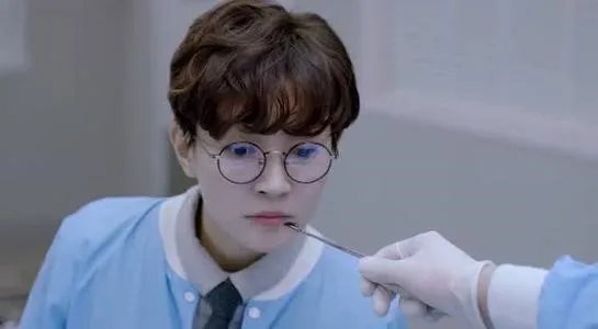 张若昀焦俊艳再次合作刑侦剧，和法医秦明相比有何不同？