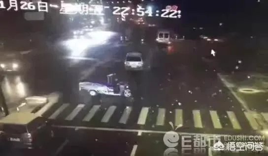 小伙聚会喝醉雪夜求救遇难，家里还有两娃，你怎么看？