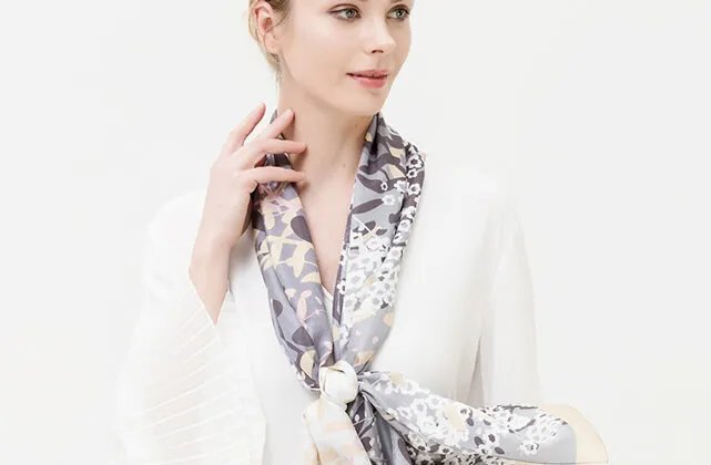 爱马仕丝巾怎么系好看 爱马仕丝巾的系法图解