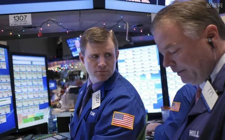 全球百万富豪达1960万人 北美人数达到630万