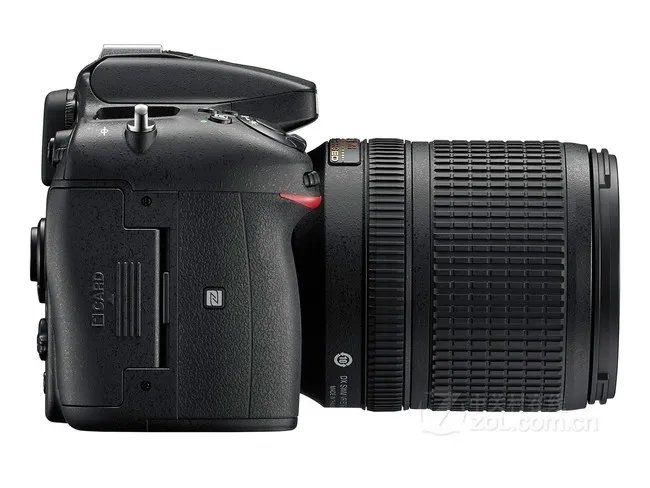 尼康D7200（单机 2416万有效像素 全高清1080） 天猫4399元