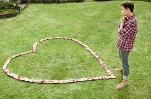 求爱的话怎么说 表达爱情的句子大全