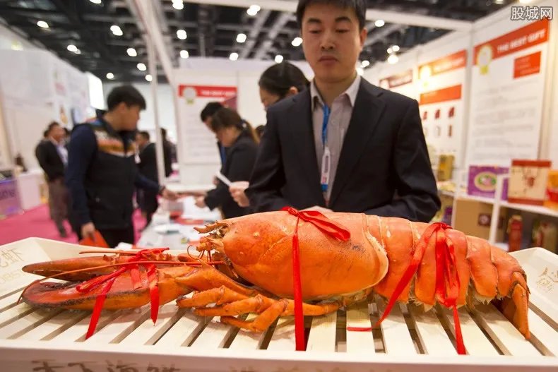 办满月宴龙虾被换 龙虾被换索赔40多万合理吗？