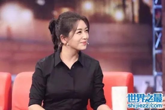 女演员江珊现任老公,和小自己15岁的张博玩姐弟恋