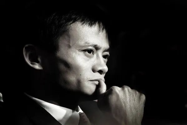 阿里巴巴美股投资者发起集体诉讼,马云将会如何解决这一危机?