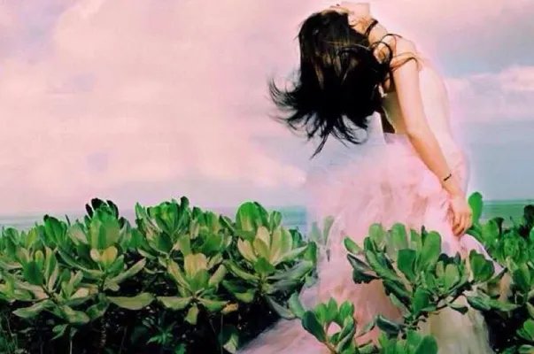 陈绮贞最好听的歌曲top10：《小尘埃》上榜，第一《喜欢你》主题曲