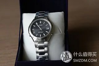 简单干净商务范儿:CASIO 卡西欧 LIW-120DJ-1AJF 男款光动能腕表