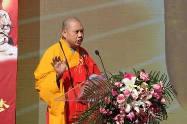 延参法师出家前妻子 延参法师为什么出家 延参法师出家前经历